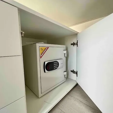 Ring Center / 2br Luxury Appartamento *